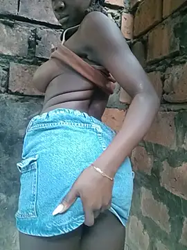 Snapshot of Black_juicy24 chatting on July 16, 4:42 am Black juicy24 online show from July 16, 4:42 am