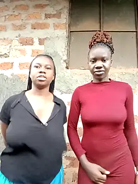 Snapshot of Black_juicy24 chatting on February 8, 4:10 am Black juicy24 online show from February 8, 4:10 am