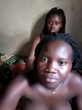 Snapshot of Black_juicy24 chatting on February 27, 12:01 pm Black juicy24 online show from February 27, 12:01 pm