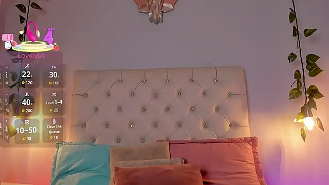 Isabella Flowers online show from September 25, 8:37 pm