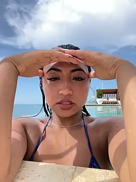 Hanna fost online show from October 15, 6:49 pm