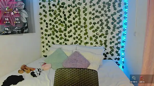 daren paulina online show from October 3, 1:53 am