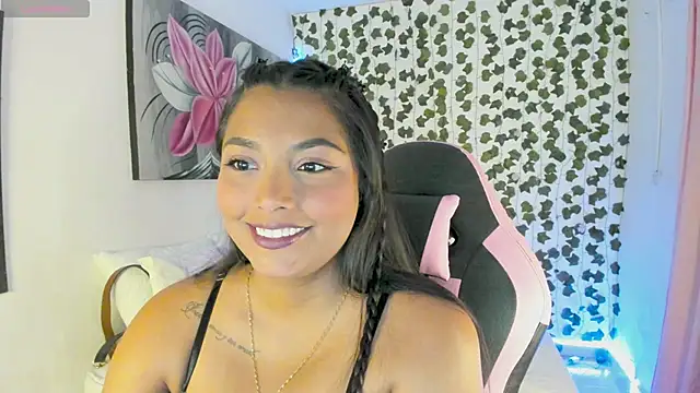 daren paulina online show from March 5, 11:16 pm