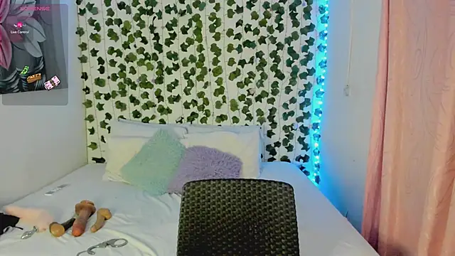 daren paulina online show from September 24, 1:13 am