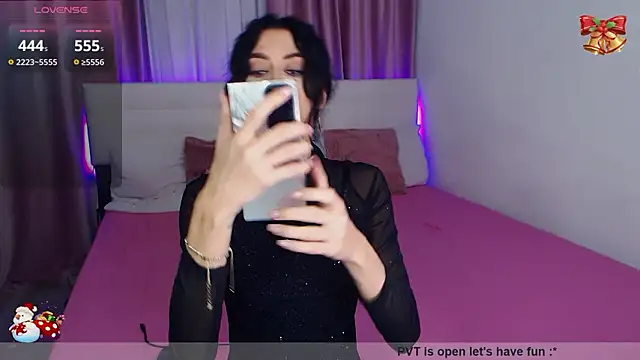 Hennessy XO online show from January 10, 7:20 pm