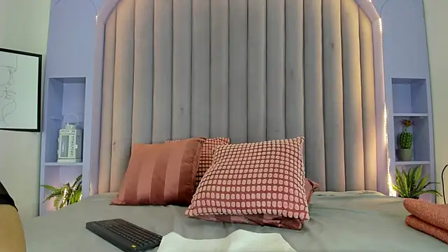 Snapshot of StefanyWilliams_ chatting on October 28, 2:34 am StefanyWilliams online show from October 28, 2:34 am