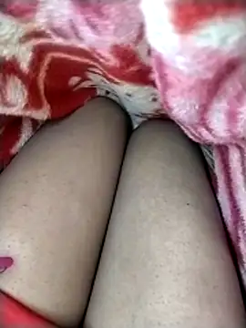 rohitlov150 online show from December 17, 11:10 pm