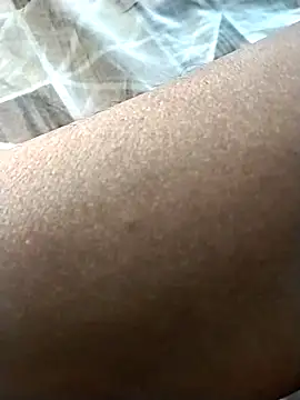 Snapshot of rohitlov150 chatting on April 7, 1:18 am rohitlov150 online show from April 7, 1:18 am