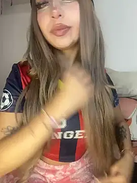 lunaapppp online show from April 8, 3:41 am