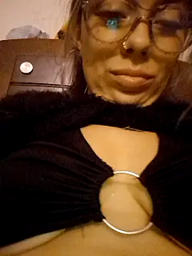 Sweel Leyva18 online show from March 8, 4:56 am
