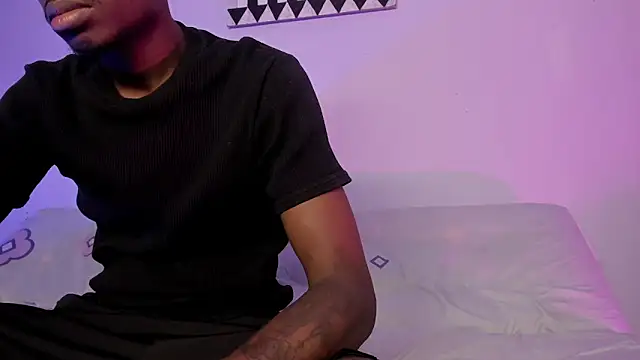 LoveBirds  1 online show from June 2, 4:45 am