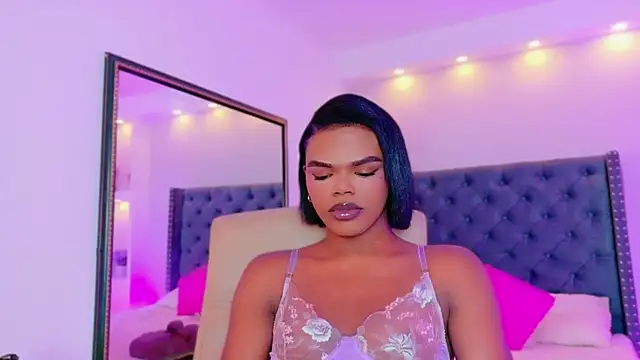 CamiEstrada online show from September 25, 7:47 am