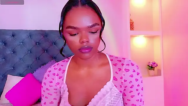 CamiEstrada online show from January 11, 6:48 pm