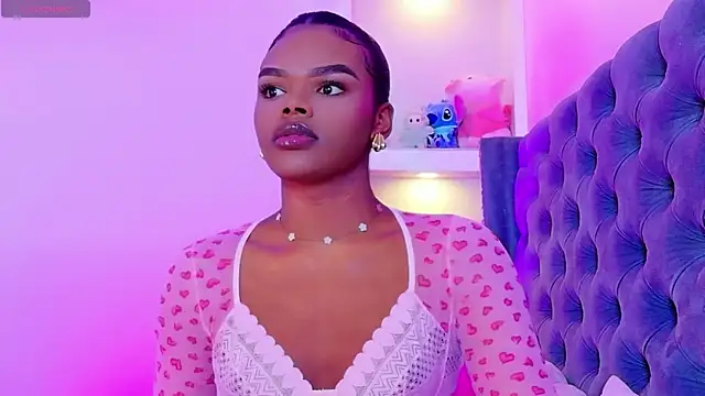 CamiEstrada online show from November 21, 5:56 pm