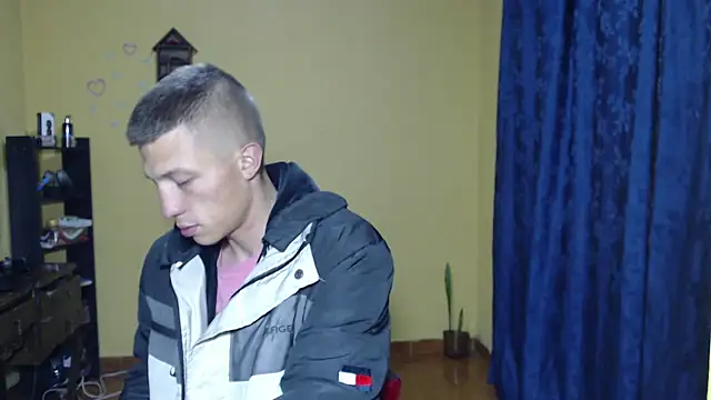 Snapshot of smith_lechosoxxx chatting on October 8, 1:18 am smith lechosoxxx online show from October 8, 1:18 am