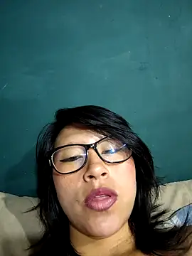 Snapshot of Giviper1 chatting on January 30, 2:38 am Giviper1 online show from January 30, 2:38 am