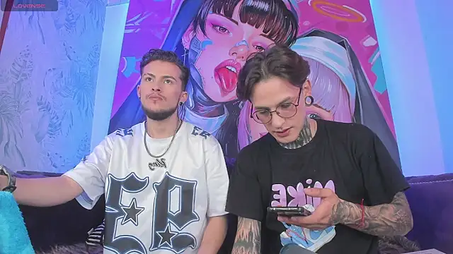  hairybeard  online show from January 15, 9:18 pm