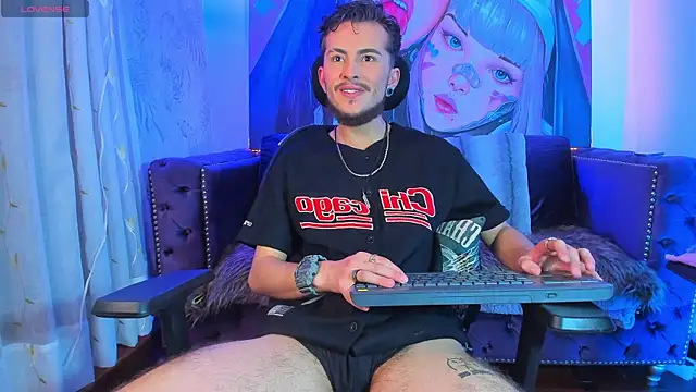  hairybeard  online show from December 16, 8:24 pm