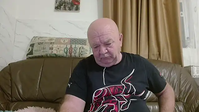 fullballs6 online show from January 7, 3:00 am