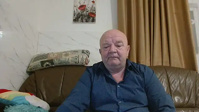 fullballs6 online show from December 23, 3:39 am