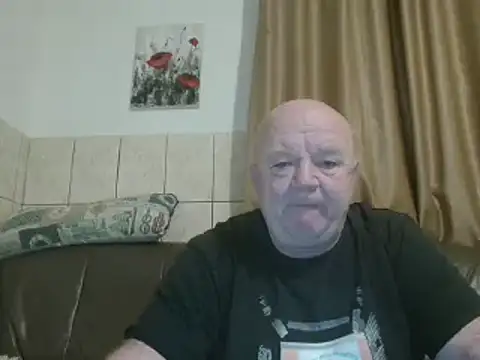 fullballs6 online show from February 18, 3:31 am