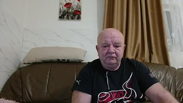 fullballs6 online show from March 1, 3:28 am