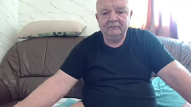 fullballs6 online show from March 5, 8:44 am