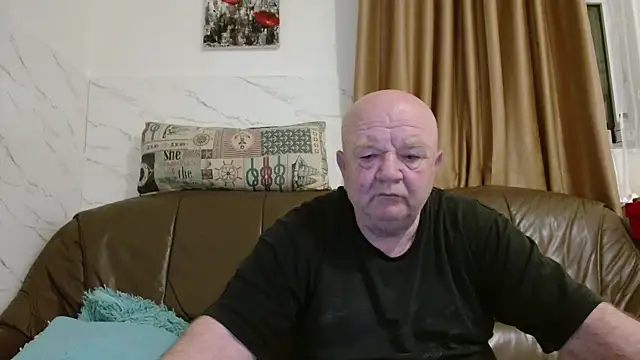 fullballs6 online show from March 25, 2:44 am