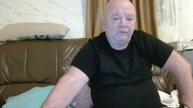 fullballs6 online show from March 4, 2:30 am