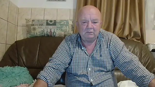 fullballs6 online show from October 3, 1:53 am