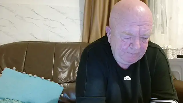 fullballs6 online show from March 12, 3:01 am