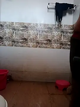 wildfox566 online show from December 15, 3:56 am