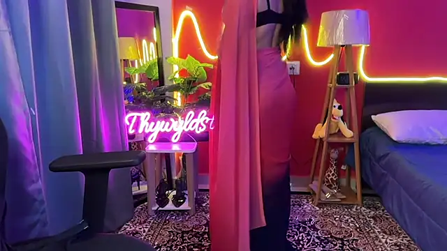 Snapshot of simrann_69 chatting on November 23, 4:50 pm simrann 69 online show from November 23, 4:50 pm