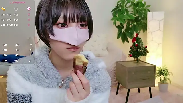 Snapshot of cohaku_329 chatting on December 12, 11:17 am cohaku 329 online show from December 12, 11:17 am