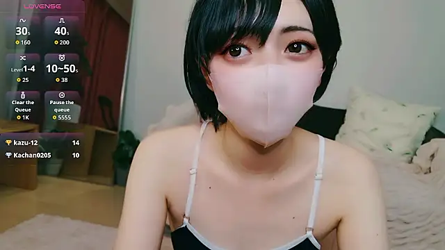Snapshot of cohaku_329 chatting on June 21, 12:44 pm cohaku 329 online show from June 21, 12:44 pm