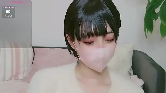 Snapshot of cohaku_329 chatting on October 12, 11:11 am cohaku 329 online show from October 12, 11:11 am