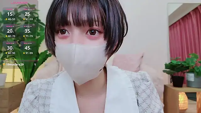 Snapshot of cohaku_329 chatting on February 18, 11:44 am cohaku 329 online show from February 18, 11:44 am