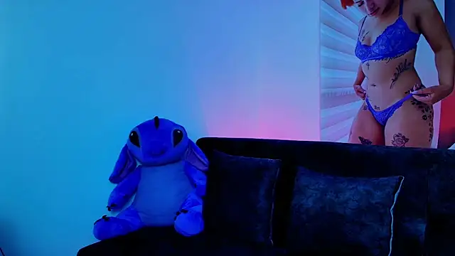 TinnaDawsom online show from February 7, 12:53 am