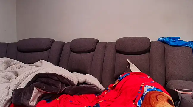 TinnaDawsom online show from March 12, 7:04 pm