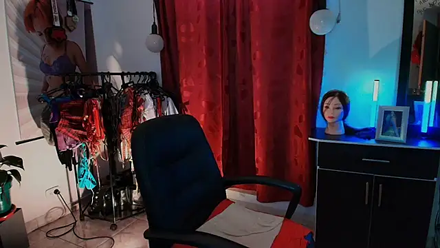 TinnaDawsom online show from January 14, 10:35 pm