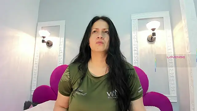 Ambber moon online show from March 7, 3:29 am
