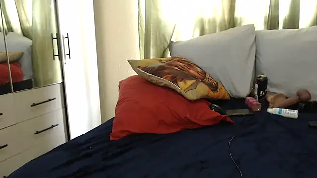 Foxybrownxx1 online show from November 11, 7:58 am