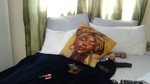 Foxybrownxx1 online show from November 4, 10:41 am