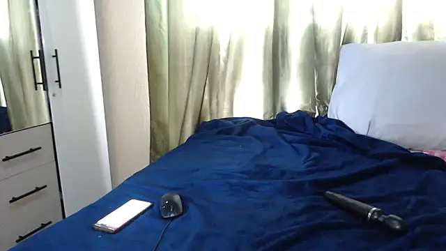 Foxybrownxx1 online show from November 16, 11:48 am