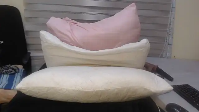 Snapshot of Foxybrownxx1 chatting on July 16, 8:50 pm Foxybrownxx1 online show from July 16, 8:50 pm