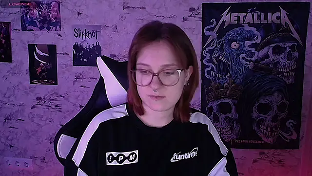 Rudy 02 online show from May 28, 5:30 pm