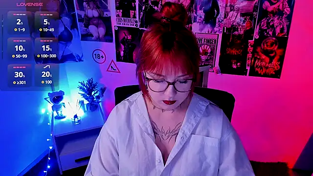 Rudy 02 online show from October 6, 6:52 pm