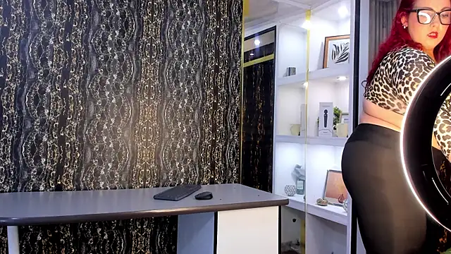 MirandaRossi online show from October 1, 2:49 am