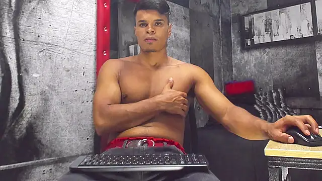 Derek Lustfordx online show from March 14, 11:12 am