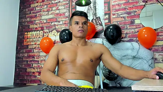 Derek Lustfordx online show from October 18, 1:46 pm